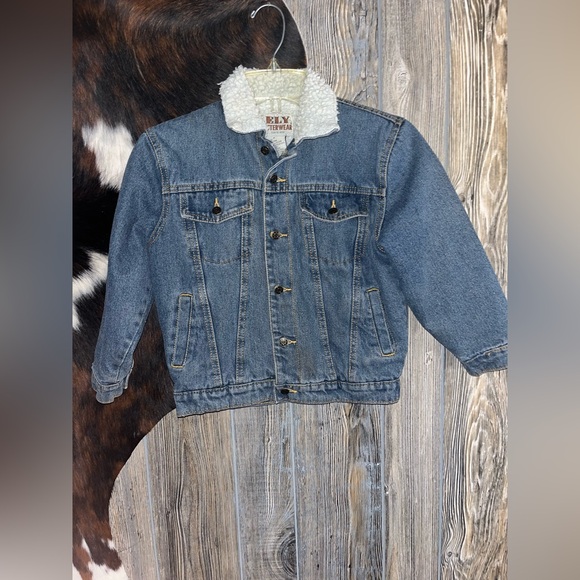 Vintage western Ely Cattleman size medium (boys) blue jean jacket with Sherpa